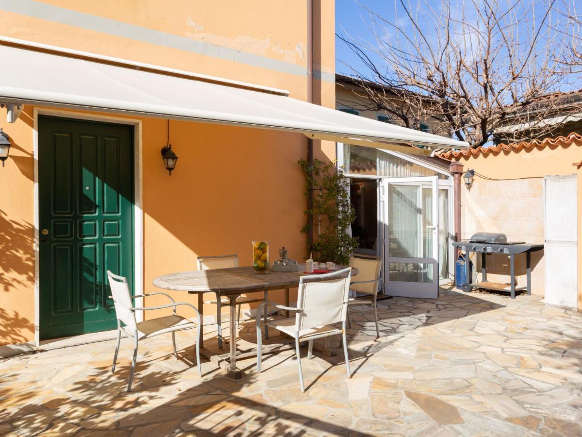 Holiday Home Stella Marina By Interhome Marina di Pietrasanta Εξωτερικό φωτογραφία